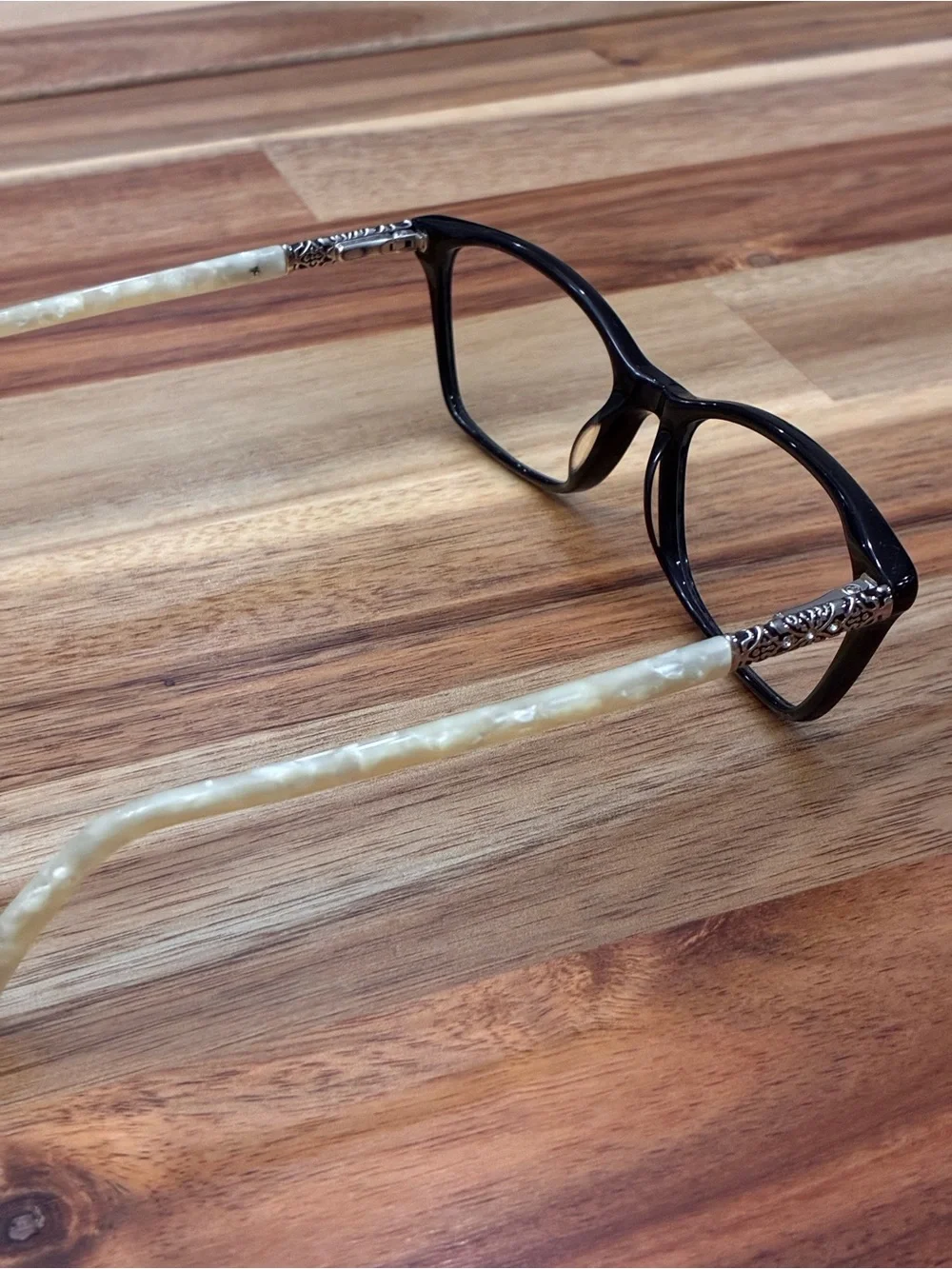 XOXO Eyeglasses Glasses Frames Barcelona Jet Cat Eye Black Pearl White 52-16-135